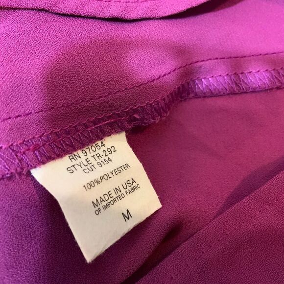 Three Eighty  two top with ruffle Short Sleeve Top Size Medium - Picture 8 of 8